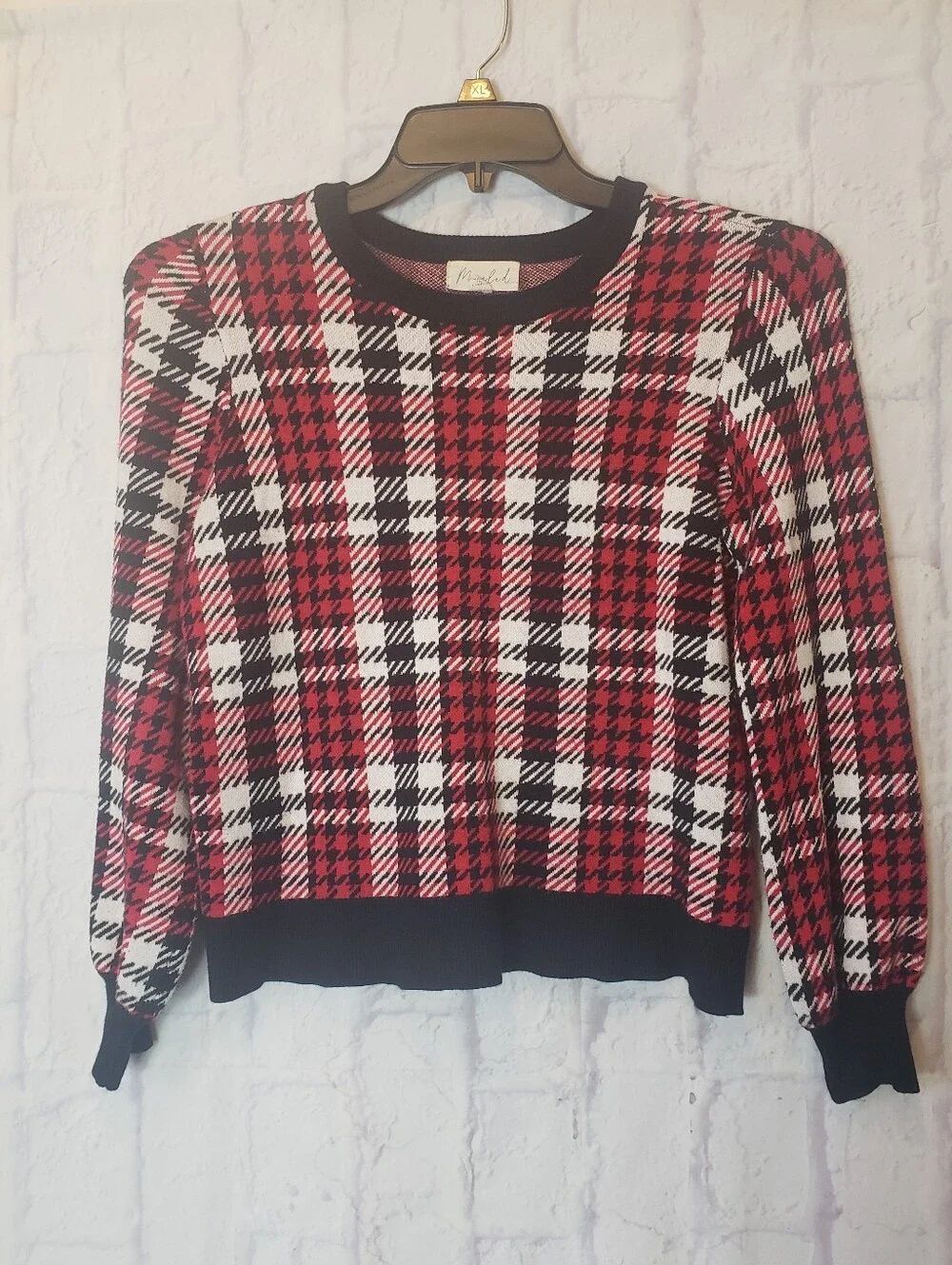 MARLED Black & Red Plaid Cropped Knit Sweater Medium